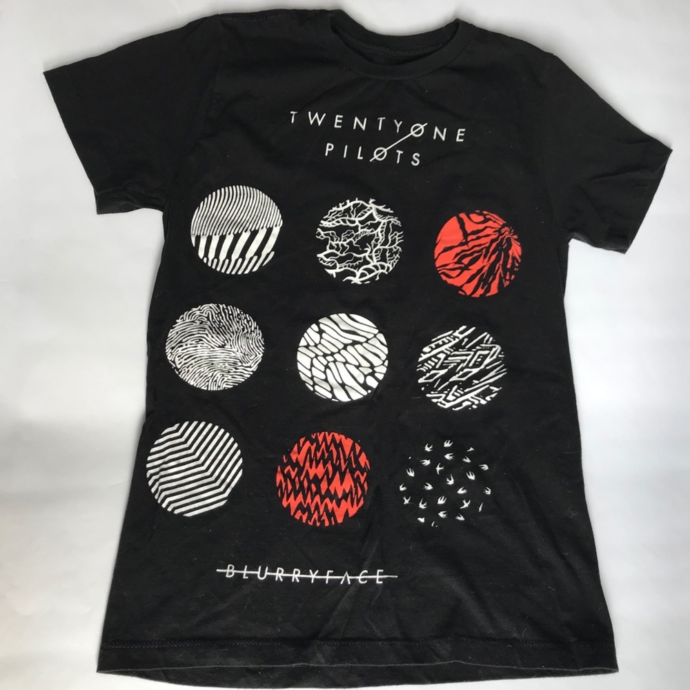 BLURRYFACE kids Size small